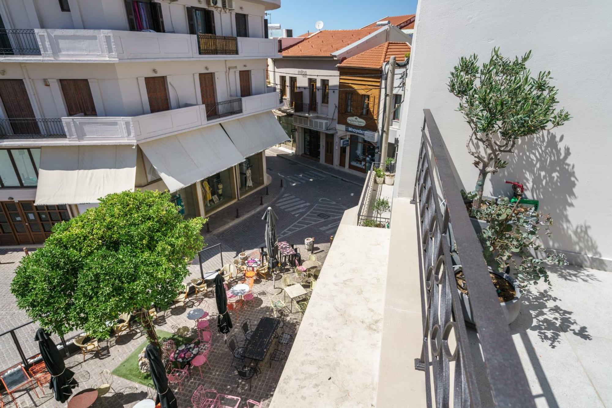The Old Distillery - Premium Suites Resmo Dış mekan fotoğraf